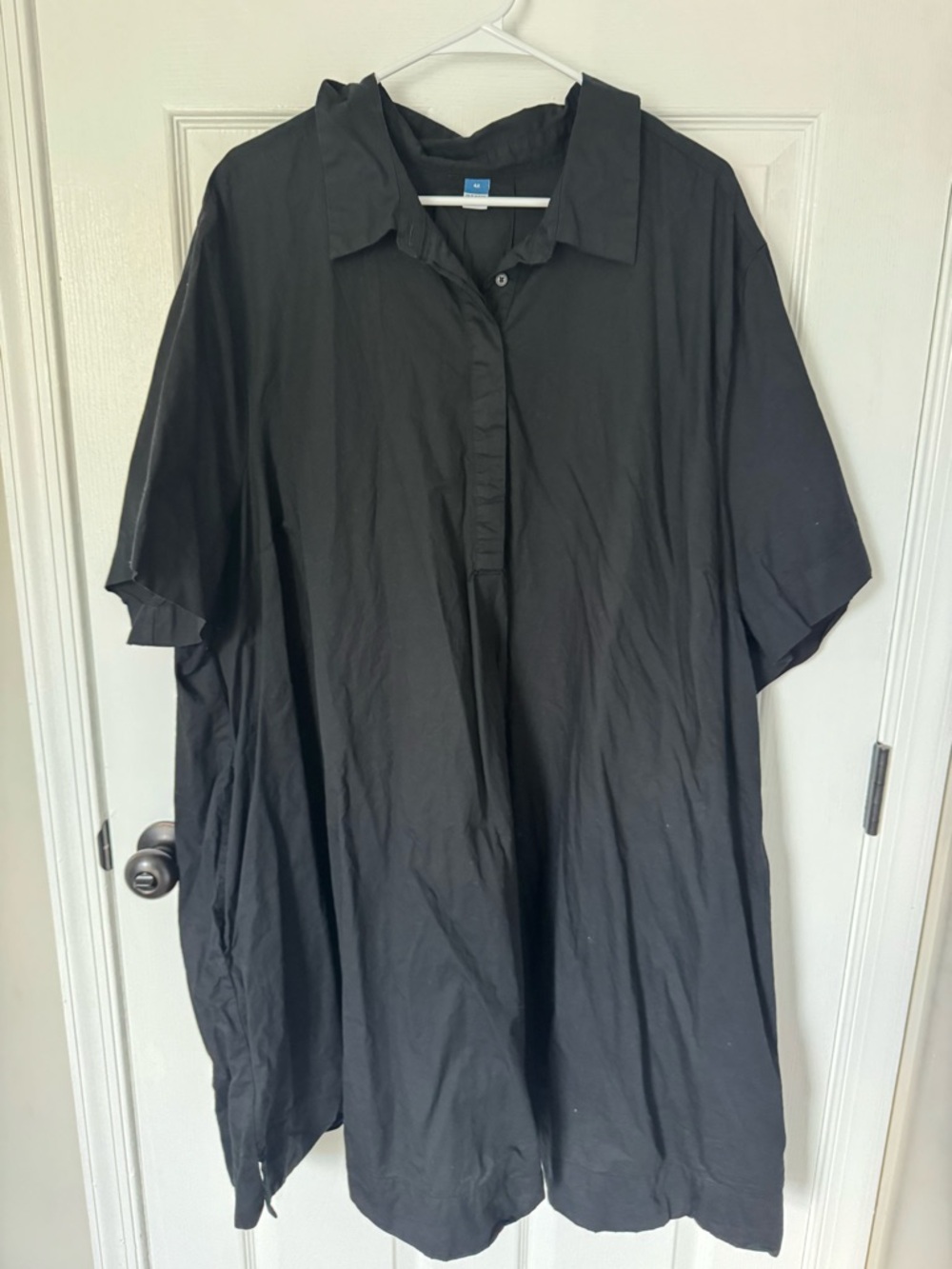 Old Navy Black Short-Sleeve Polo Tunic